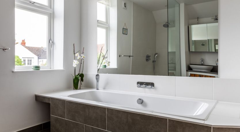 Photo of Crackle & Stove