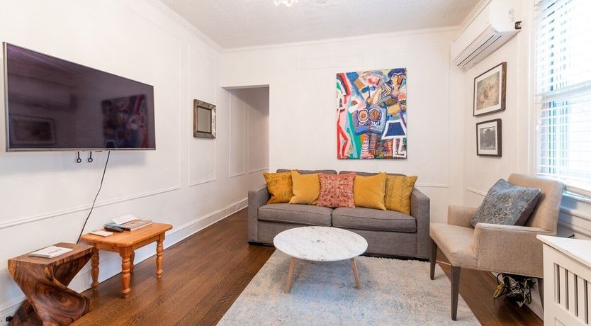 Photo of Chandelier Life