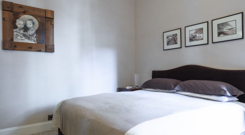 Photo of Glass Bonbon