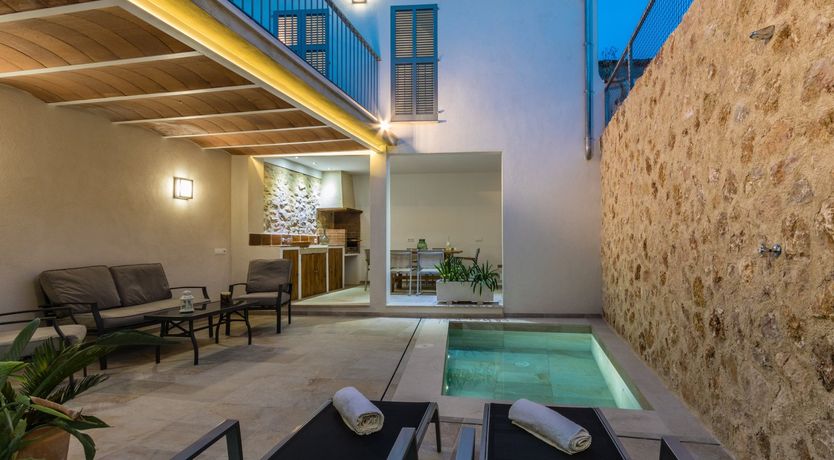 Photo of Clio's Call