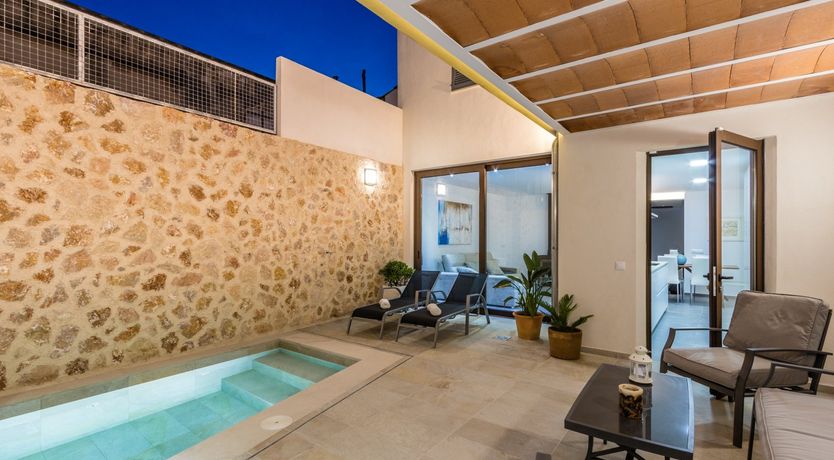 Photo of Clio's Call