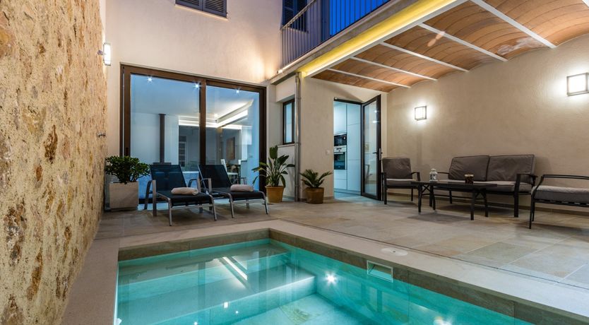 Photo of Clio's Call