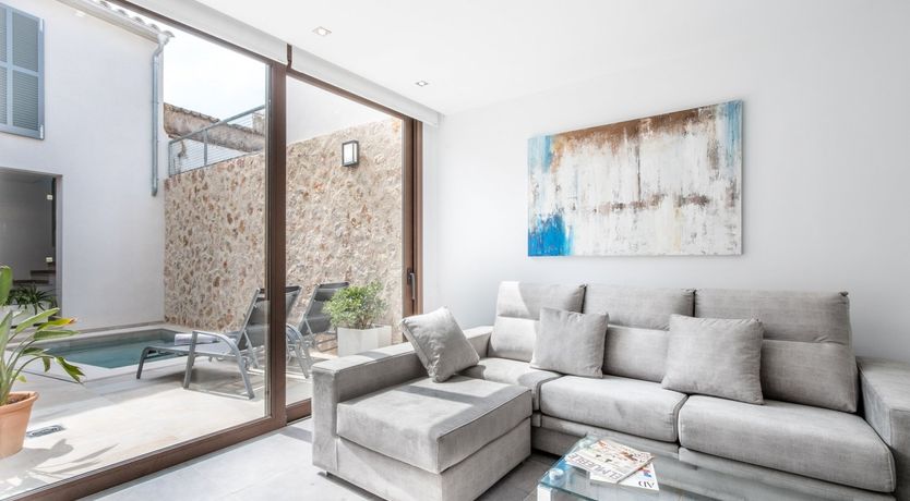 Photo of Clio's Call