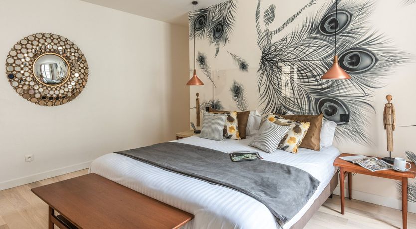 Photo of Peacock Shimmer