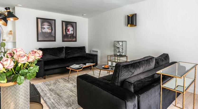 Photo of Peacock Shimmer