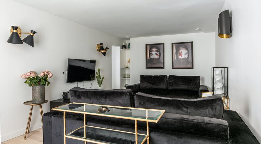 Photo of Peacock Shimmer