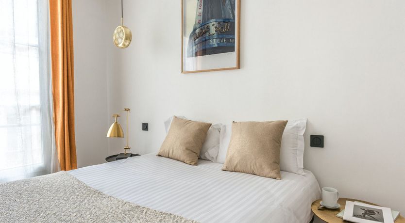 Photo of Peacock Shimmer