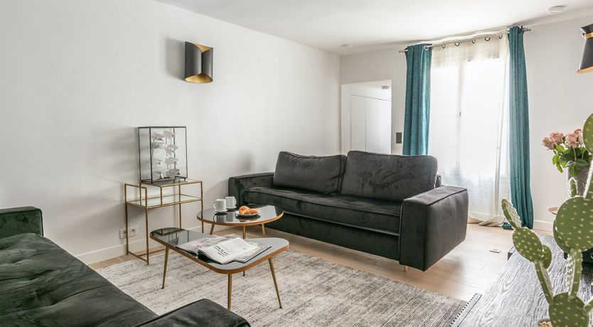 Photo of Peacock Shimmer