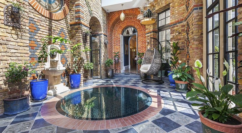 Photo of Mottisfont Hall