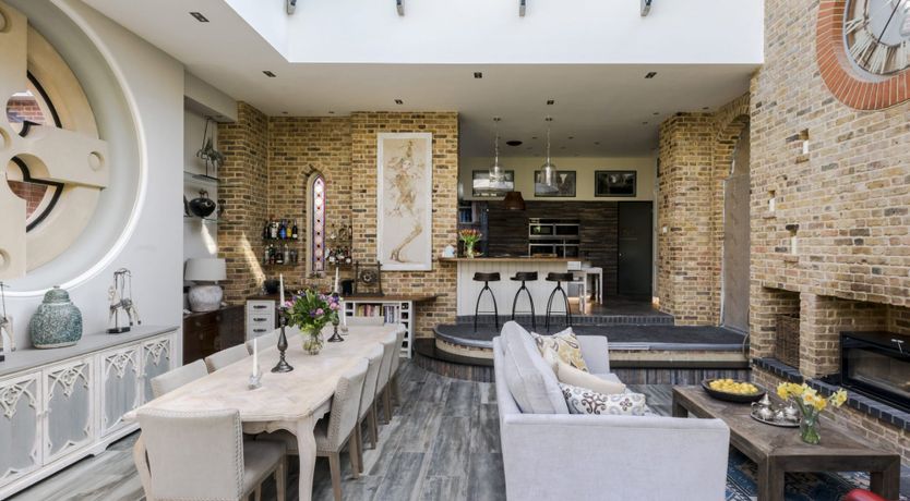 Photo of Mottisfont Hall