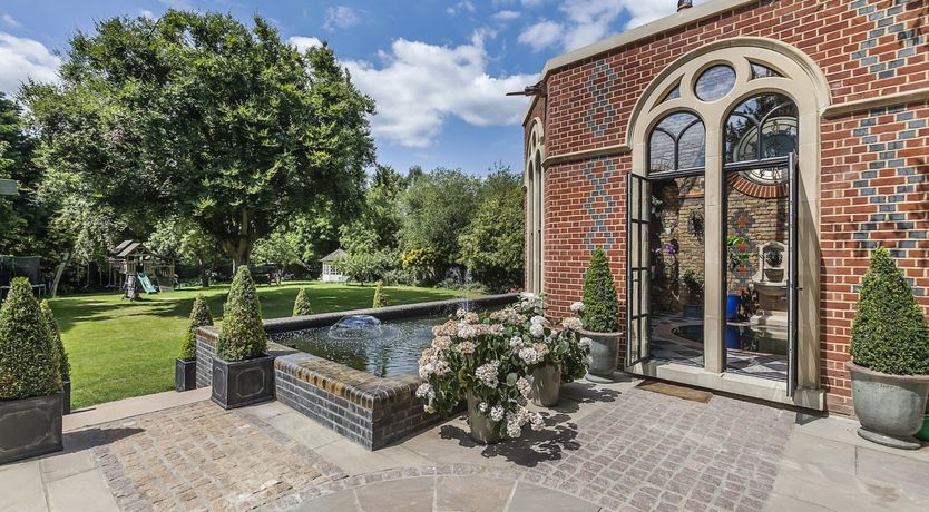 Photo of Mottisfont Hall