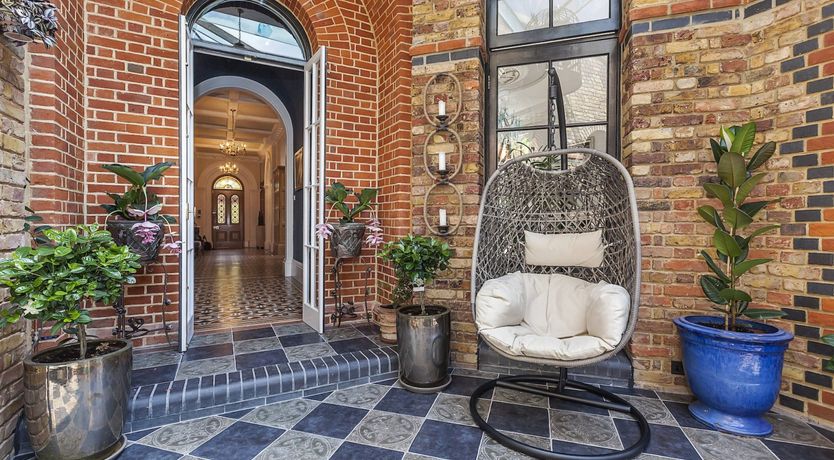 Photo of Mottisfont Hall