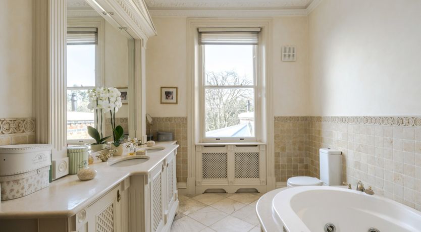 Photo of Mottisfont Hall