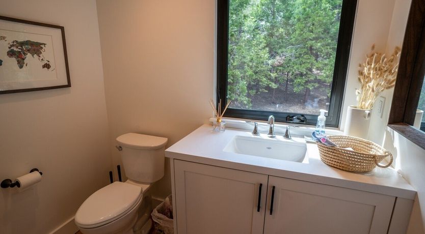 Photo of Light Upon The Lake