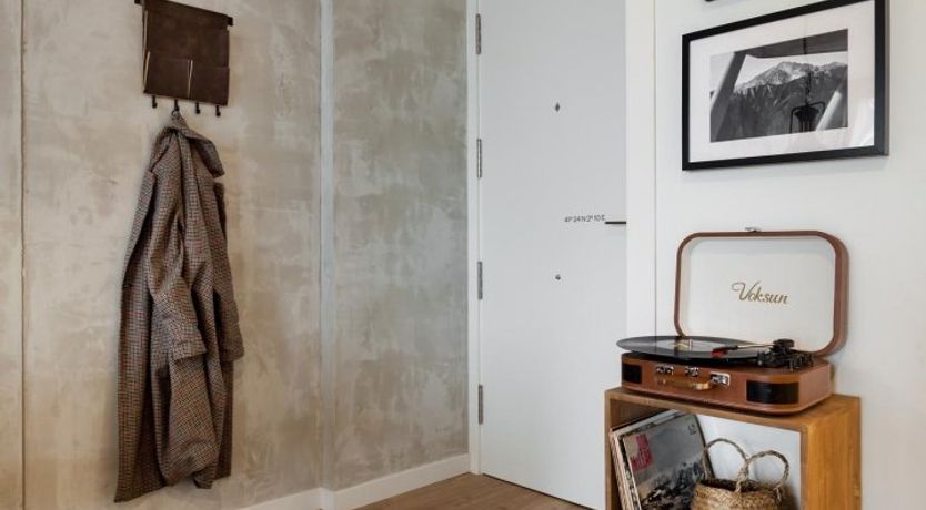 Photo of The Smoky Quartz