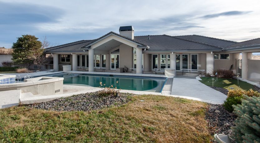 Photo of Argonne Villa