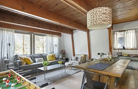 Photo of gambrel-getaway