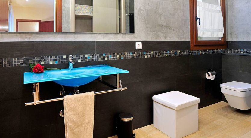 Photo of Almond Groove