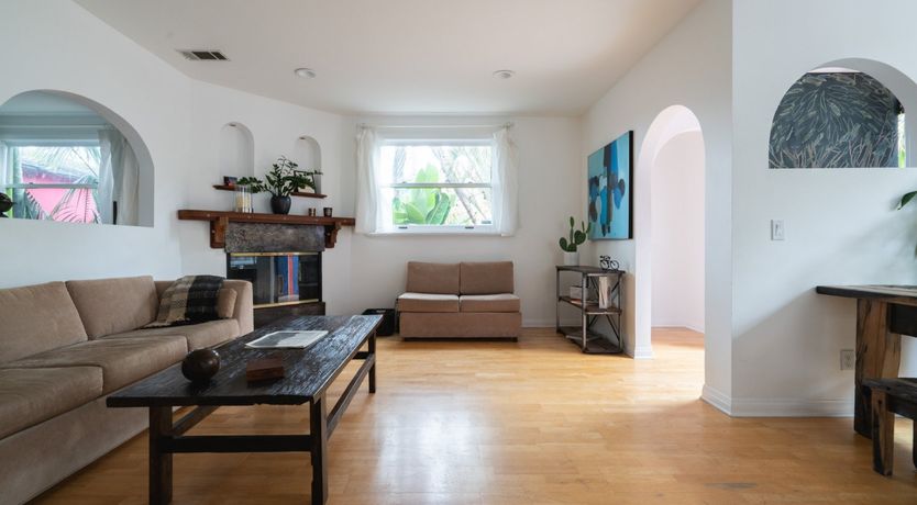 Photo of The Way You Make Me Teal