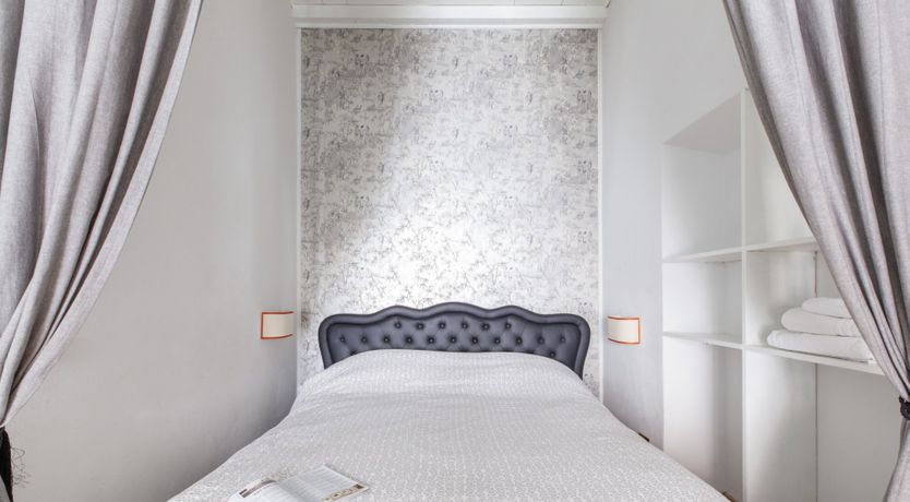 Photo of Single Leaf