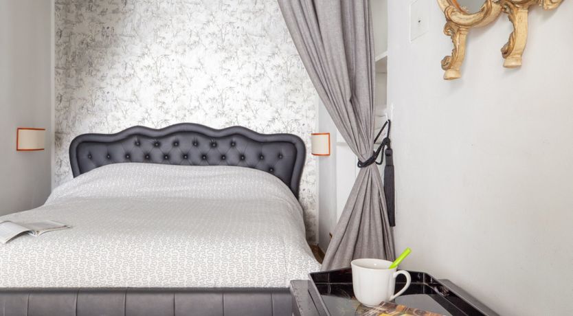 Photo of Single Leaf