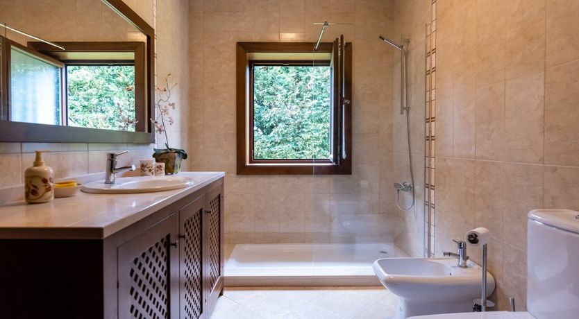 Photo of The Vine Lady