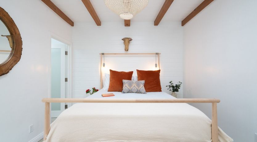 Photo of Jasmine Sprigs