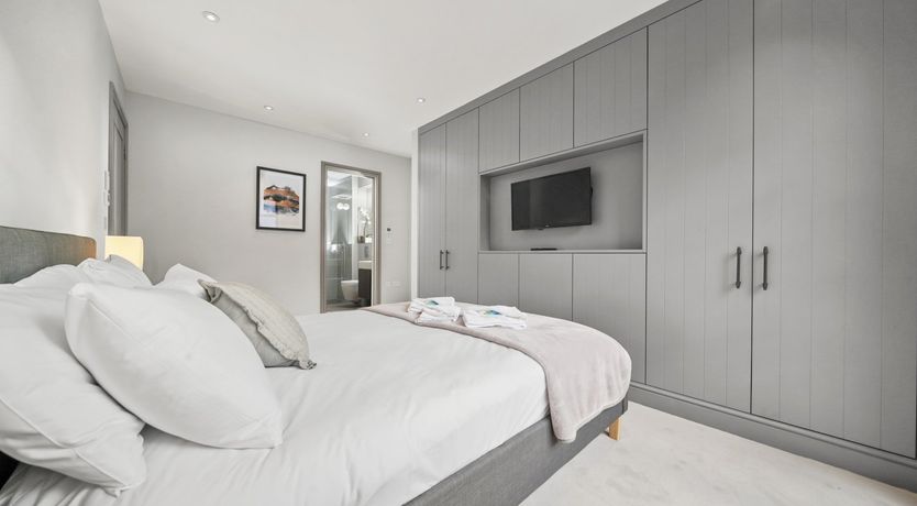 Photo of Regent's Rose