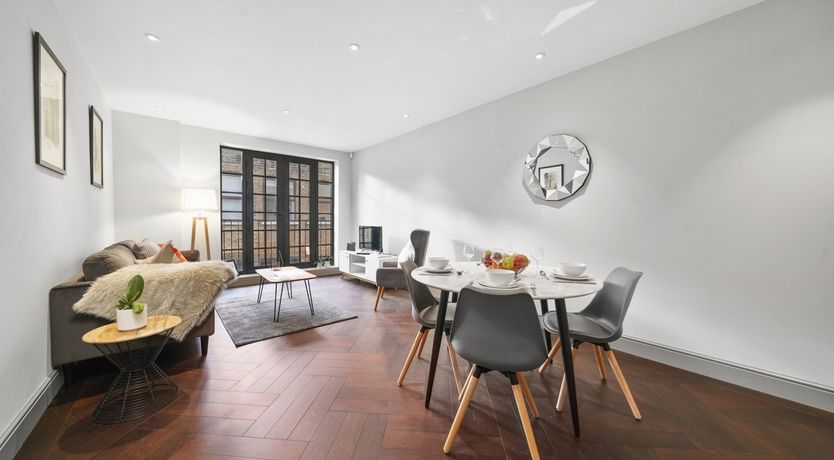 Photo of Regent's Rose