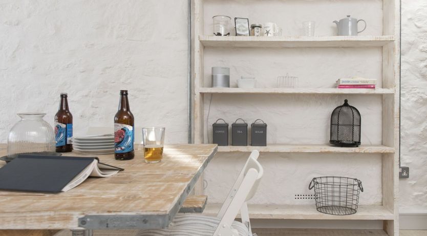 Photo of When the Cat's Away