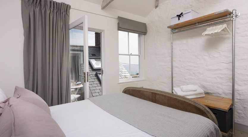 Photo of When the Cat's Away