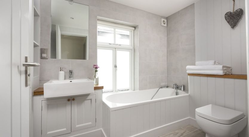 Photo of When the Cat's Away