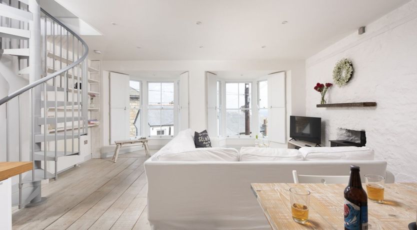 Photo of When the Cat's Away