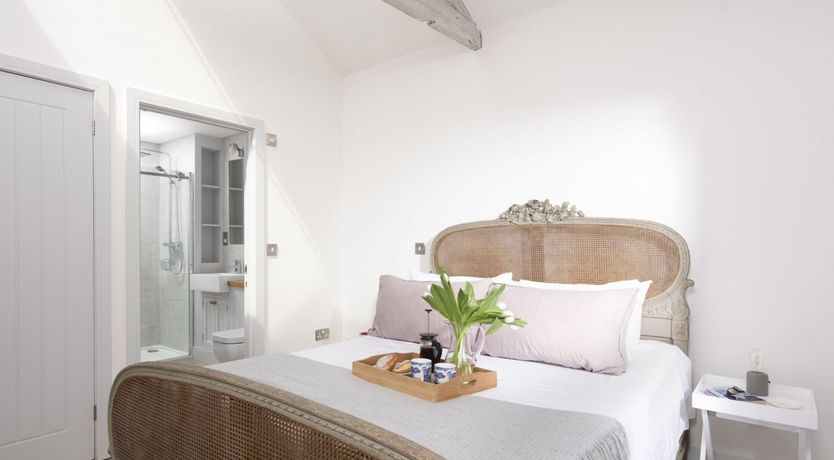 Photo of When the Cat's Away