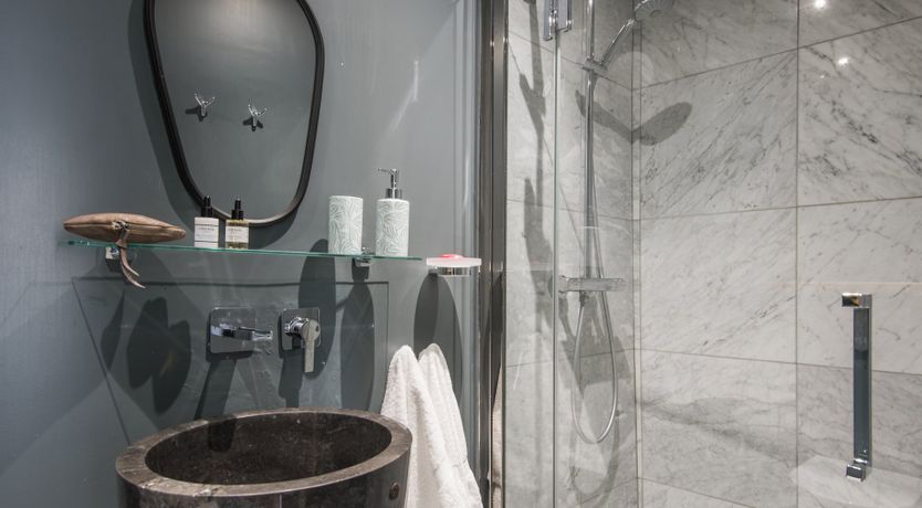 Photo of Montmartre's Villa