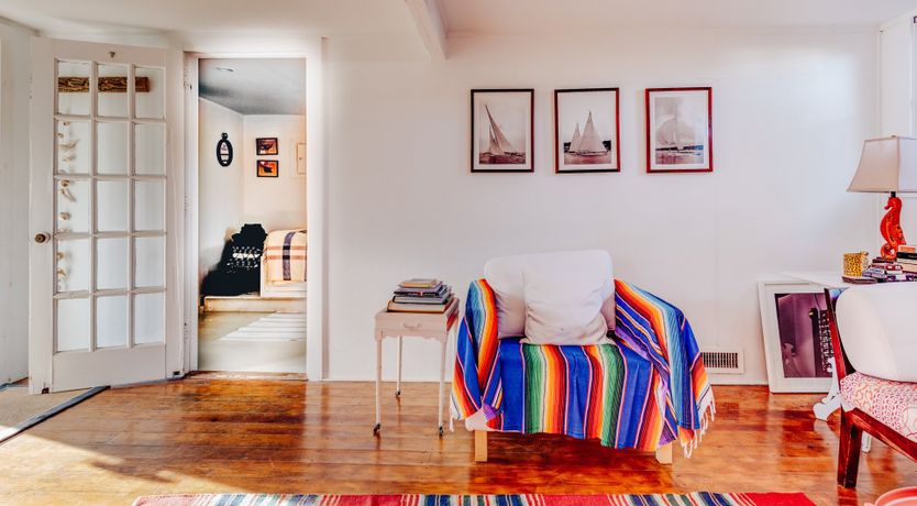 Photo of Sunflowers & Wisteria