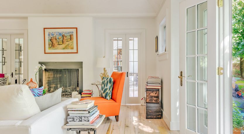 Photo of Sunflowers & Wisteria