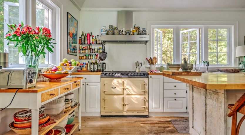 Photo of Sunflowers & Wisteria