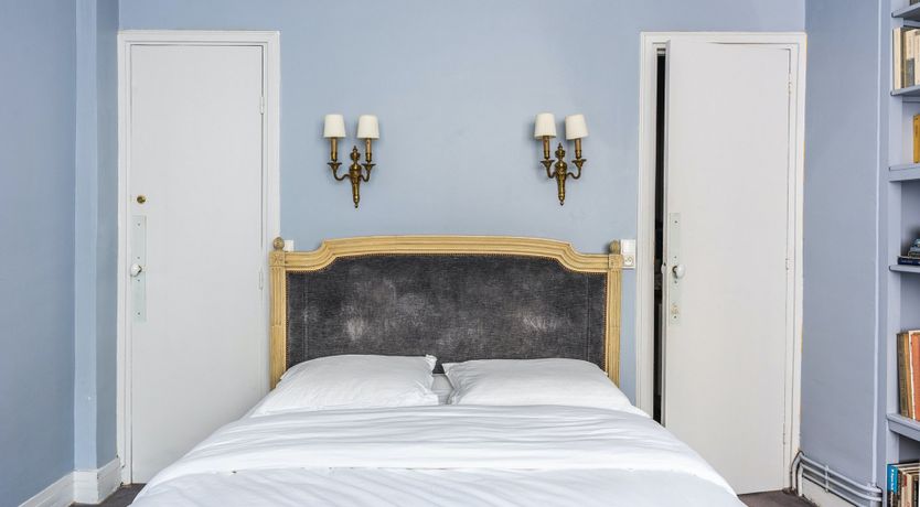 Photo of The Artist's Den