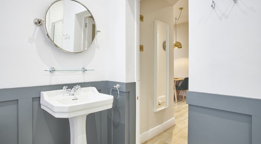 Photo of Cliff Hunters