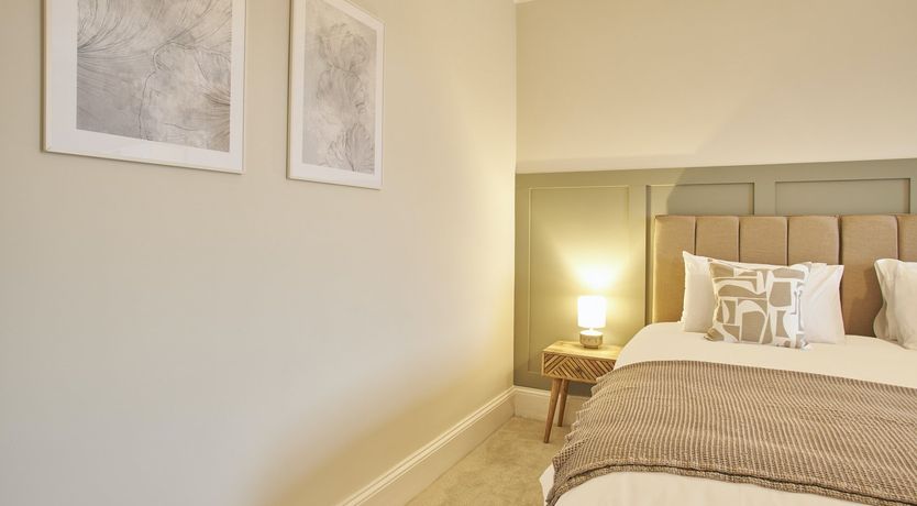 Photo of Cliff Hunters