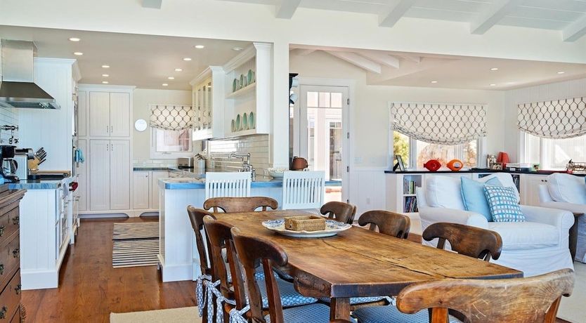 Photo of Pearly Whites