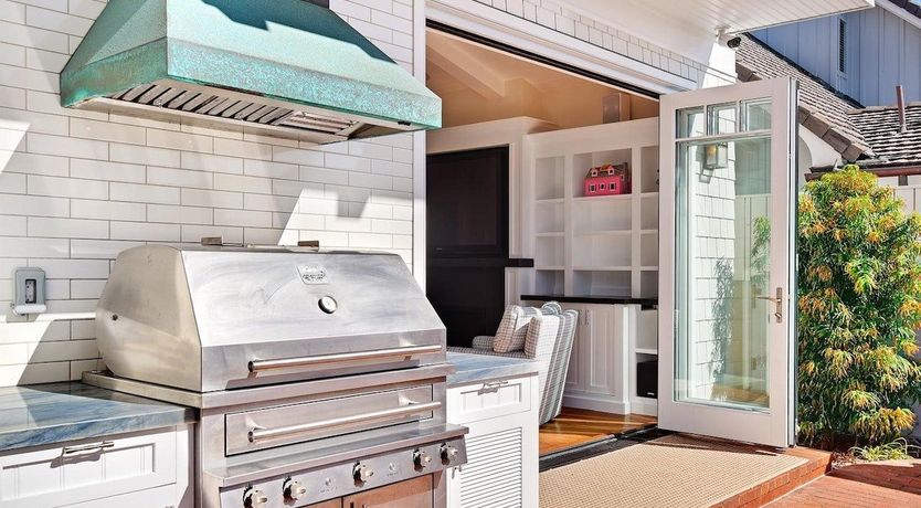 Photo of Pearly Whites