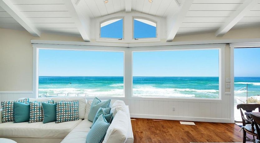 Photo of Pearly Whites