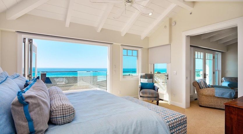 Photo of Pearly Whites