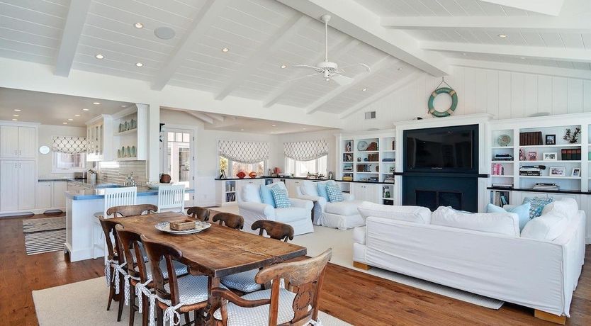 Photo of Pearly Whites