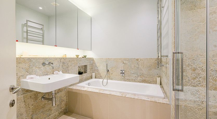 Photo of Floral Kensington