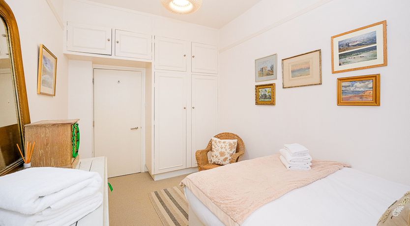 Photo of Floral Kensington