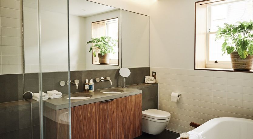 Photo of Follow the Sun