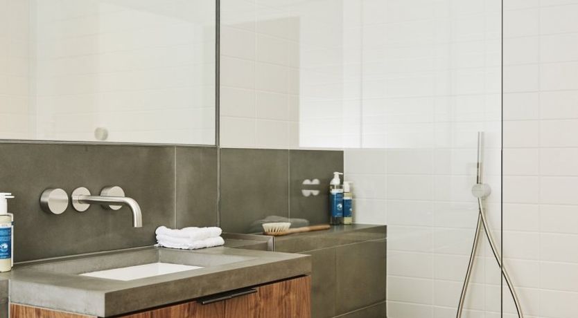 Photo of Follow the Sun